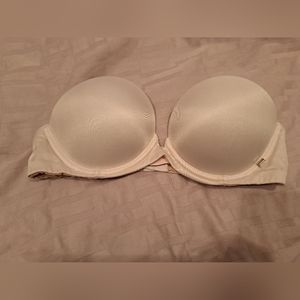 Victoria Secret Very Sexy strapless bra